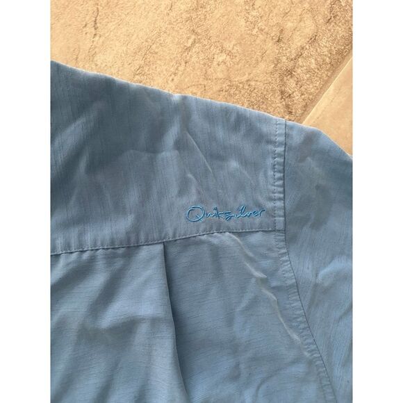 Quick silver short sleeve button down - Picture 4 of 4